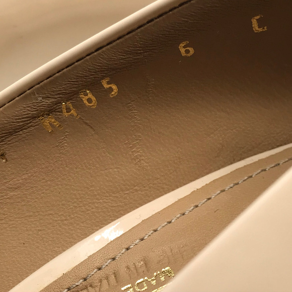 SALVATORE FERRAGAMO Peep Toe Bow High Heel Pump - Picture 8 of 8